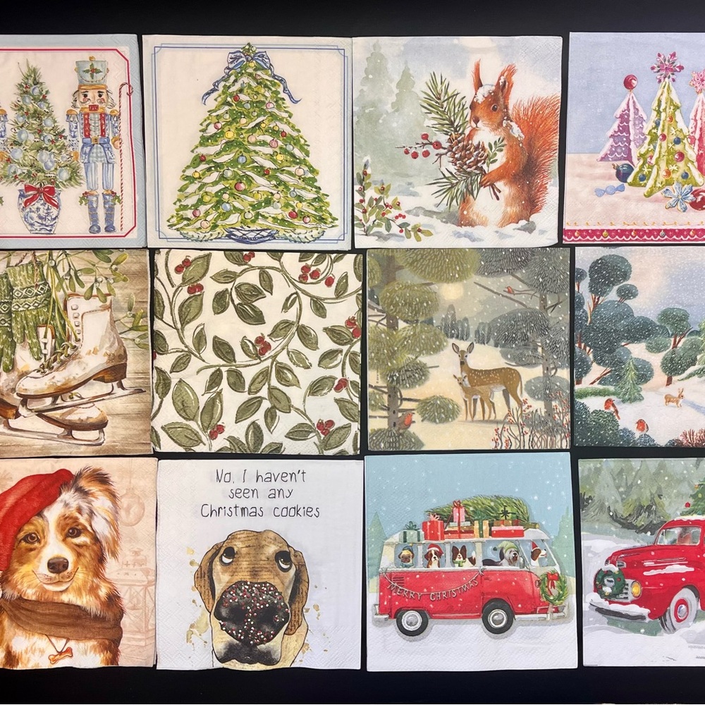 Festive Christmas Themed Napkins Set